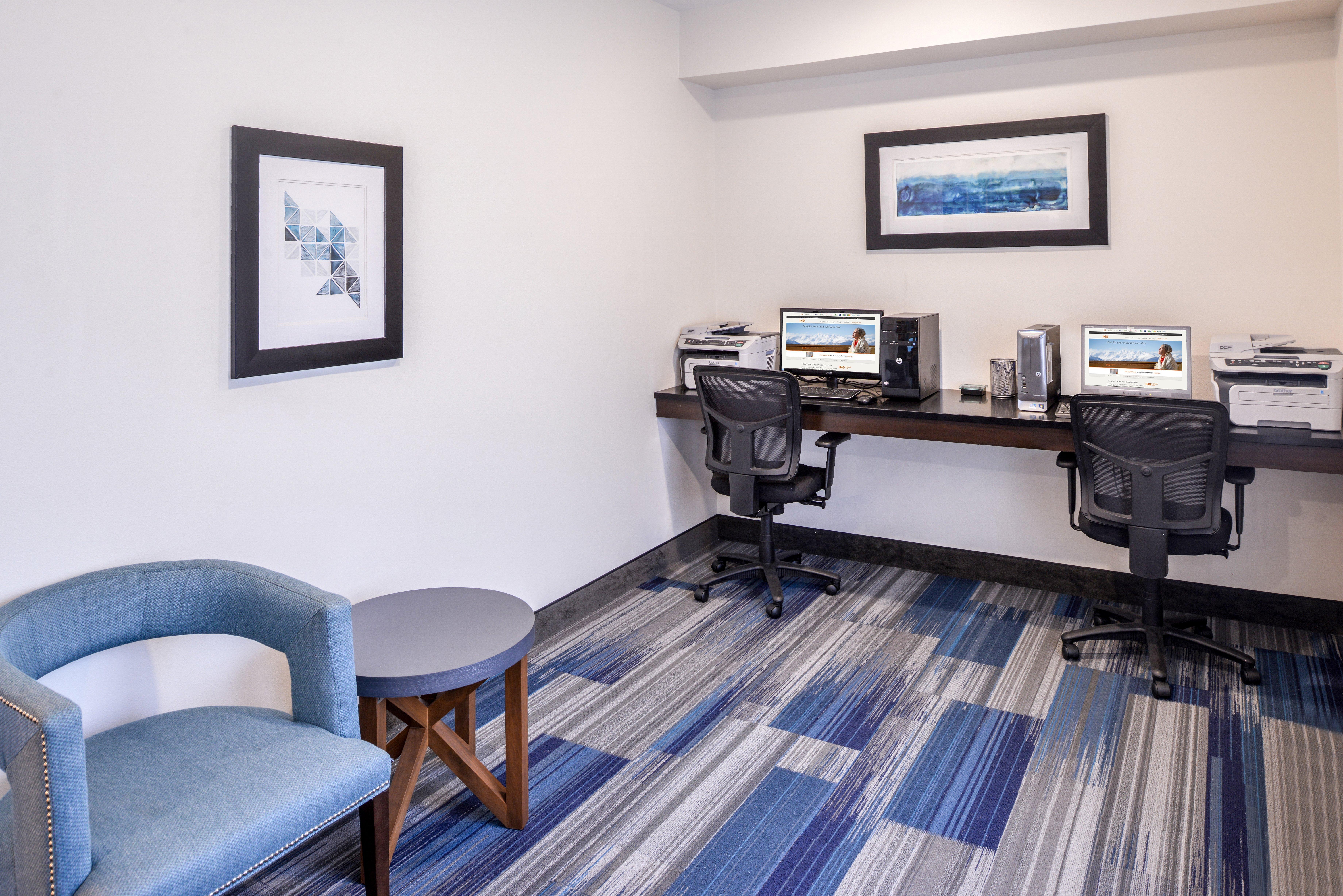 Holiday Inn Express Hotel & Suites Sioux Falls At Empire Mall By Ihg Exterior foto