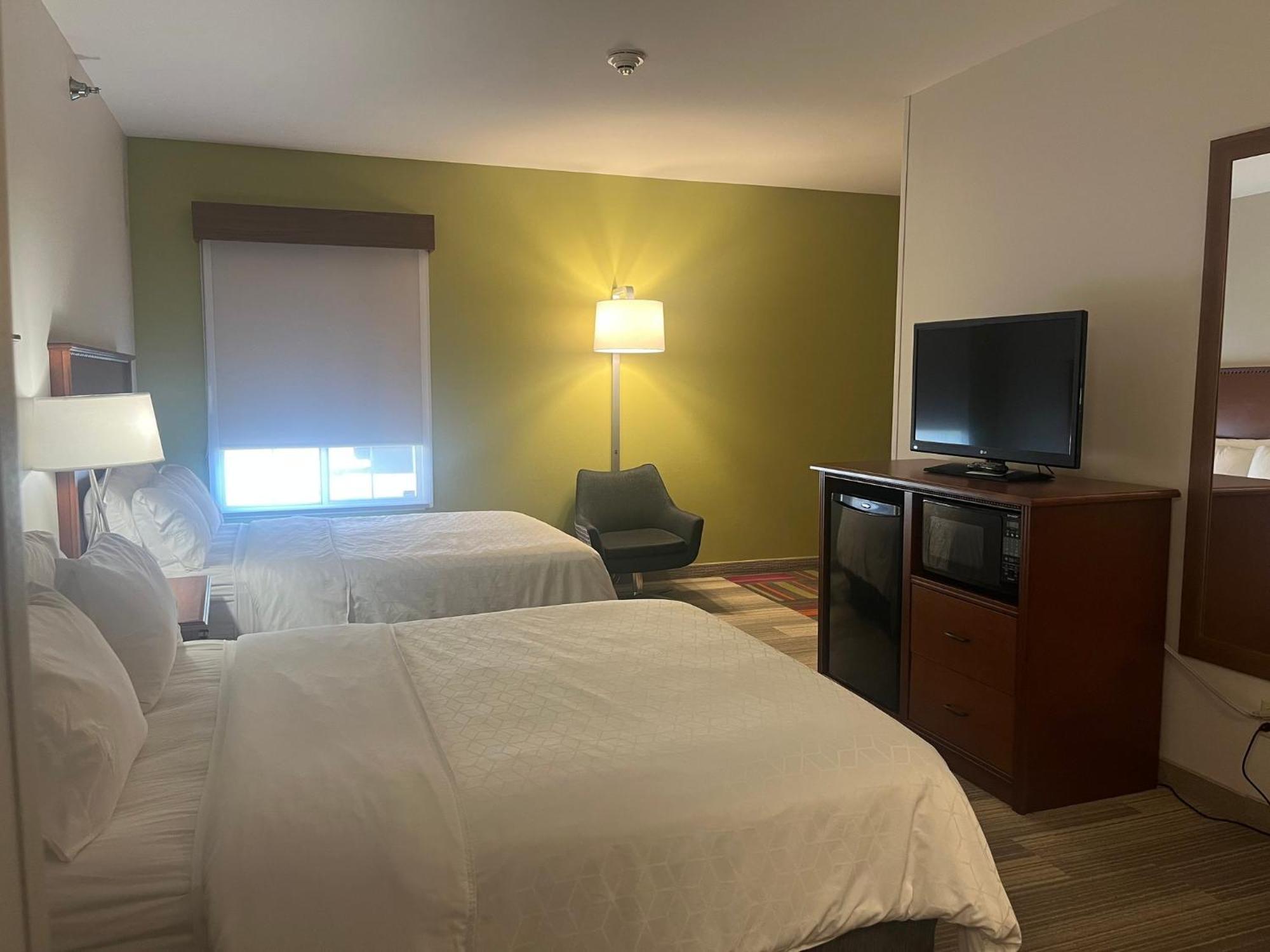 Holiday Inn Express Hotel & Suites Sioux Falls At Empire Mall By Ihg Exterior foto